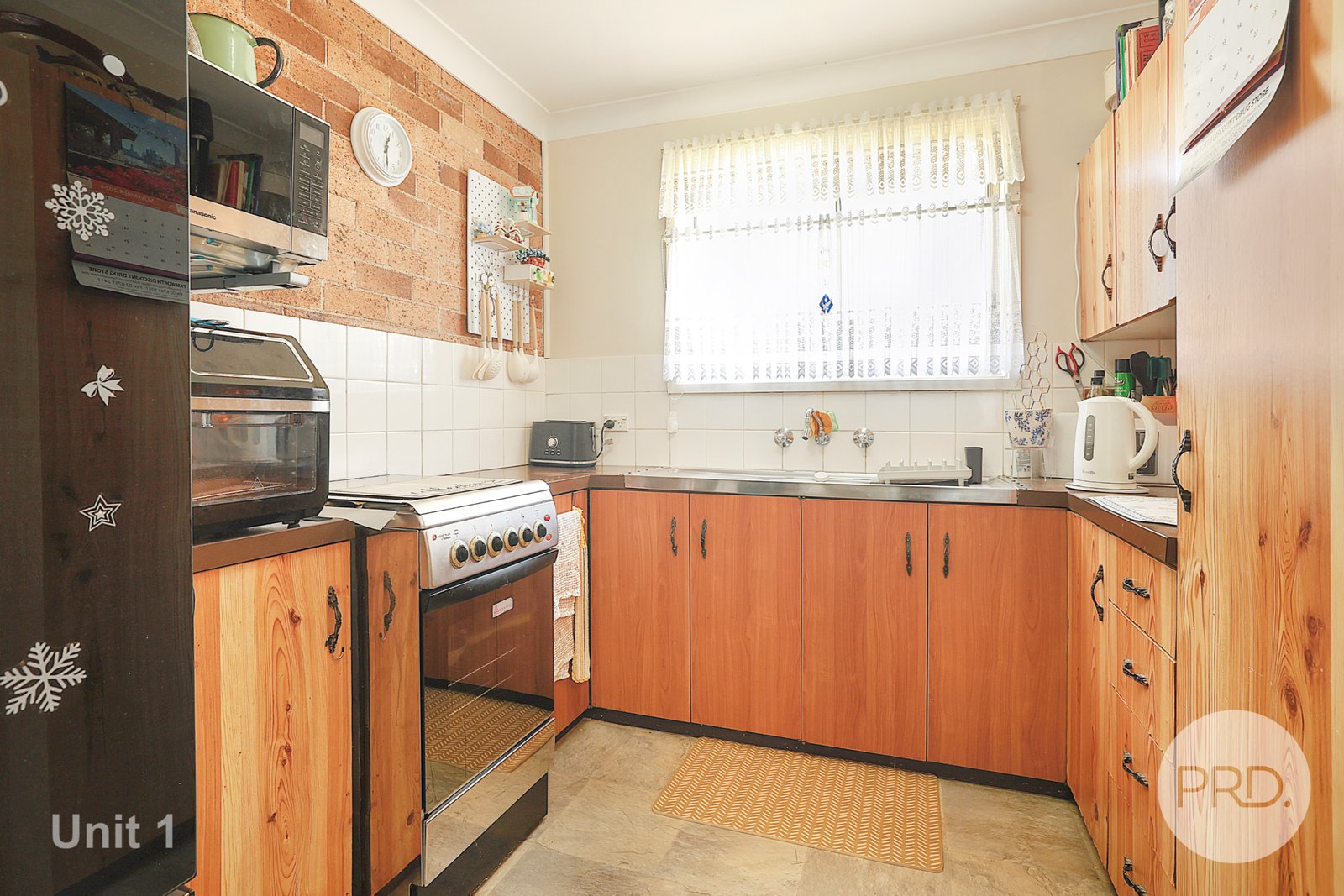 1 & 2/56 Petra Avenue TAMWORTH 7