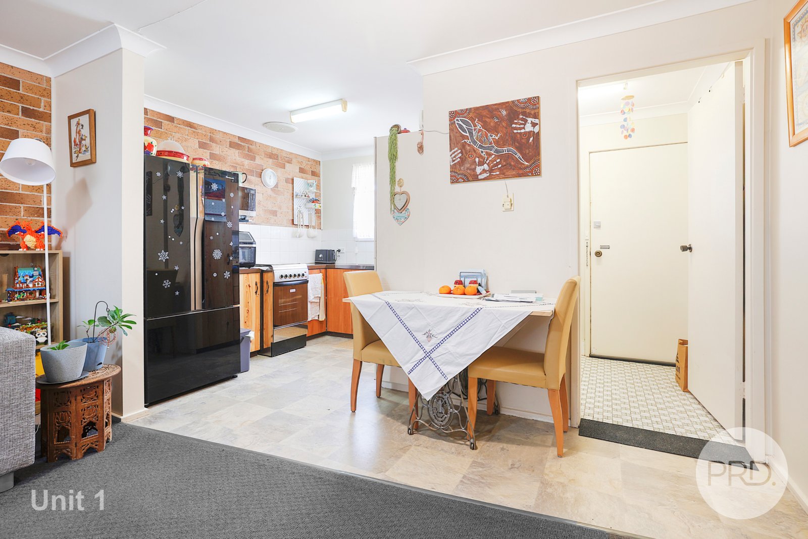 1 & 2/56 Petra Avenue TAMWORTH 8