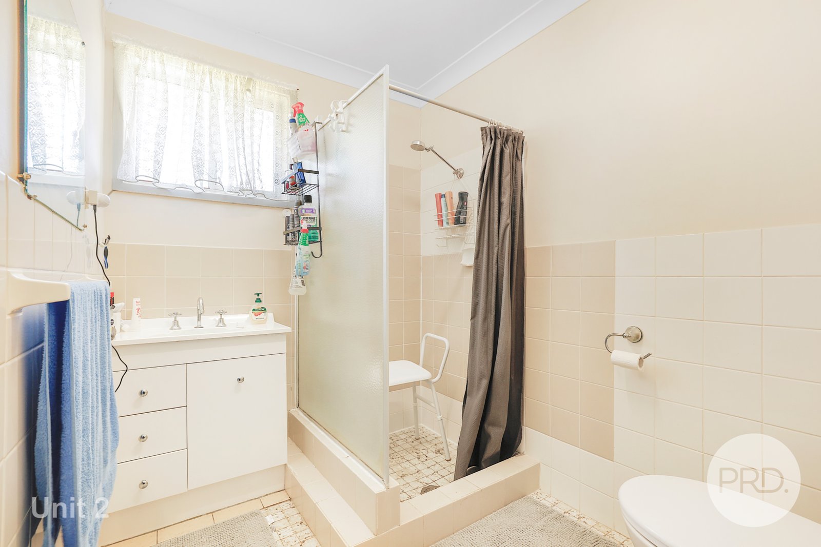 1 & 2/56 Petra Avenue TAMWORTH 18