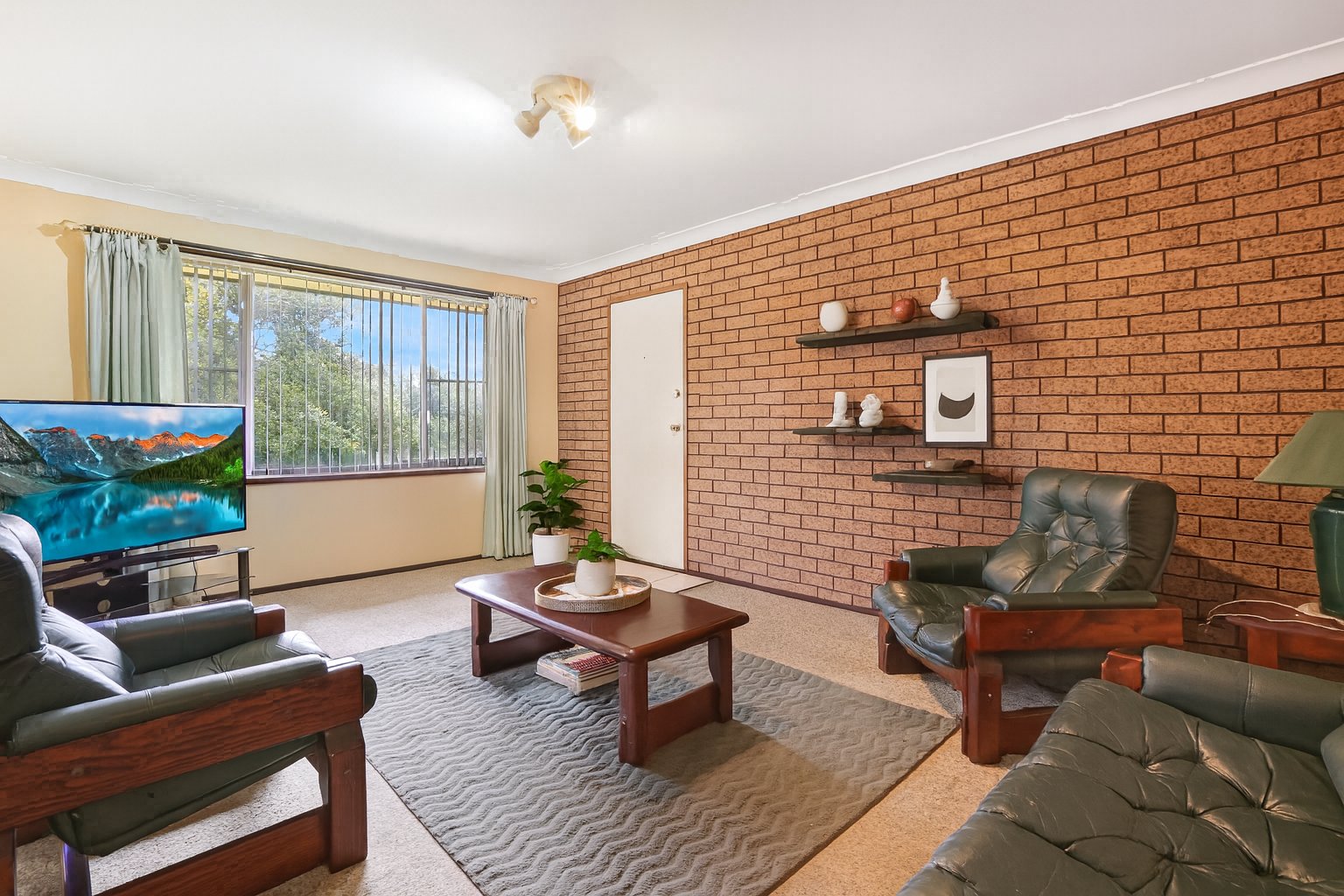 1 & 2/7 Beltana Avenue DAPTO 6