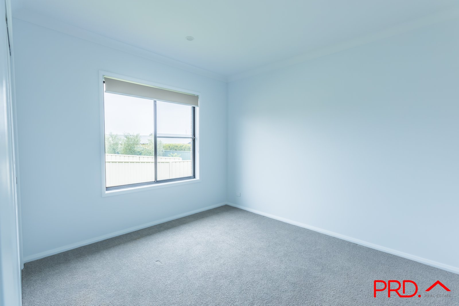 1-2/7 Gabriella Way TAMWORTH 5