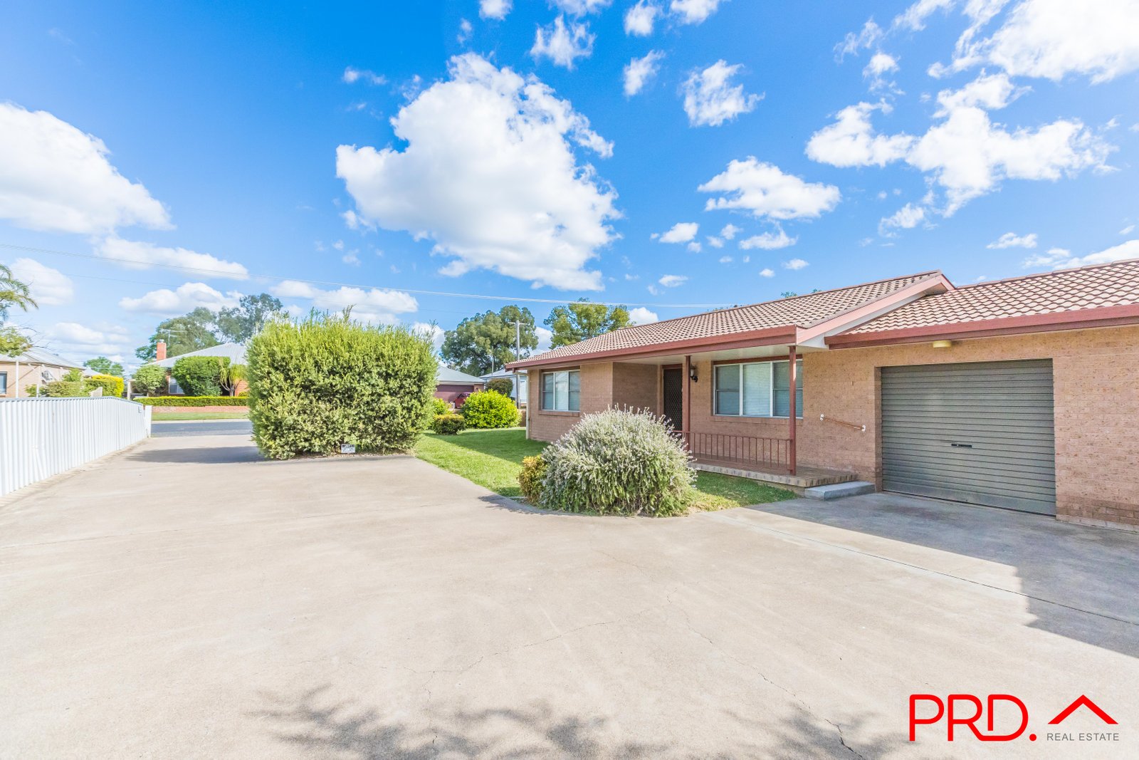 1-28 Lydia Street TAMWORTH 2
