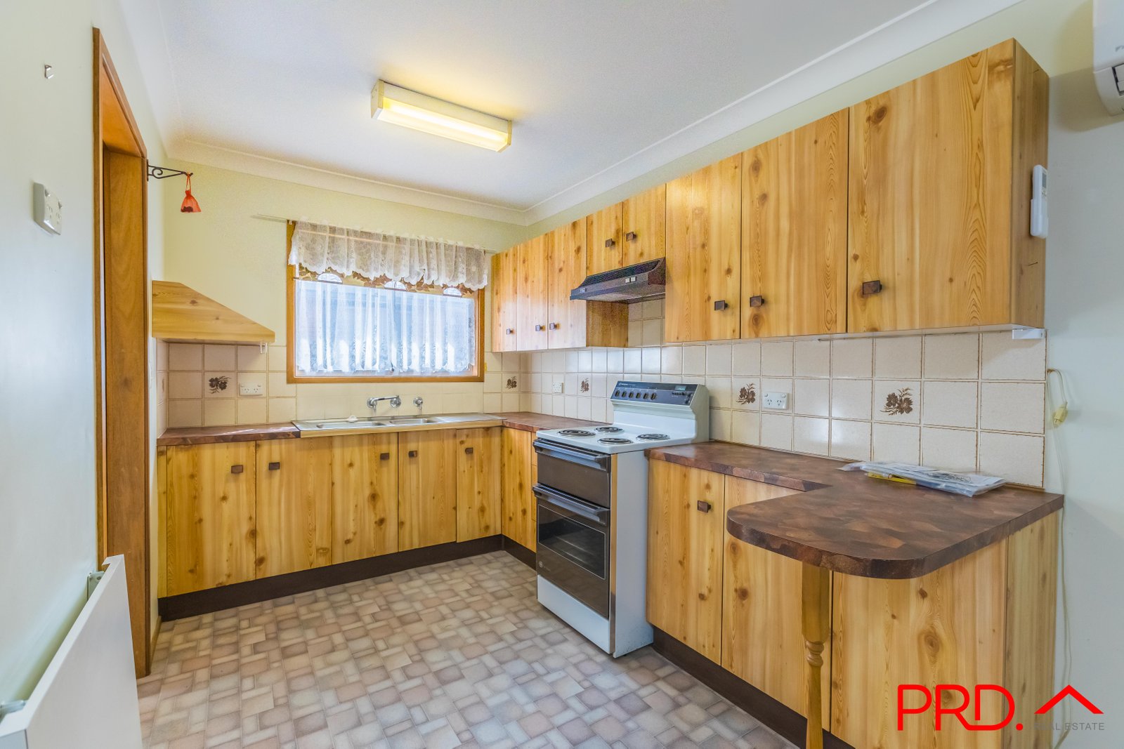 1-28 Lydia Street TAMWORTH 4