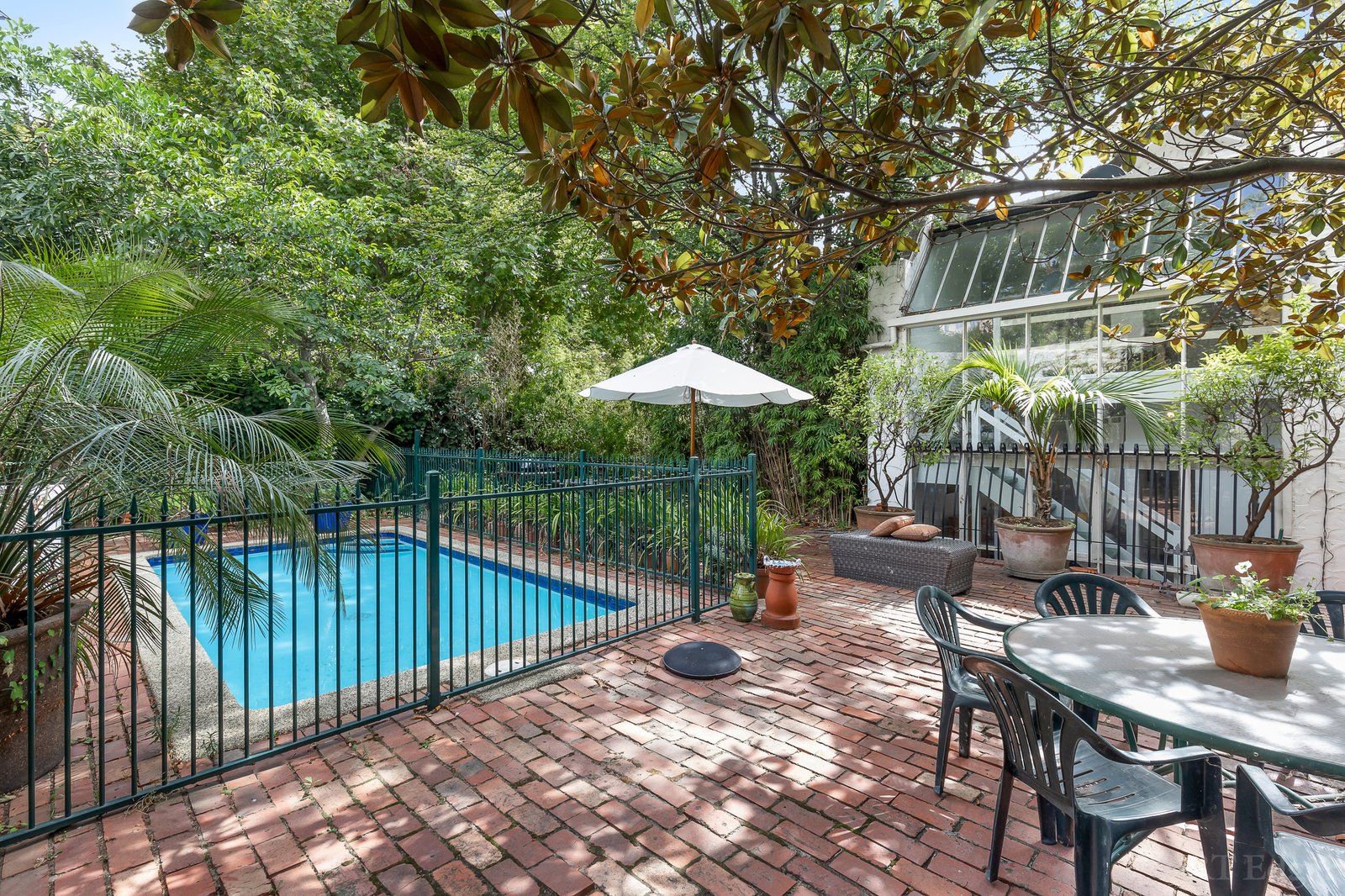 Real Estate and Property in 1 & 2/89 Alexandra Avenue, South Yarra, VIC