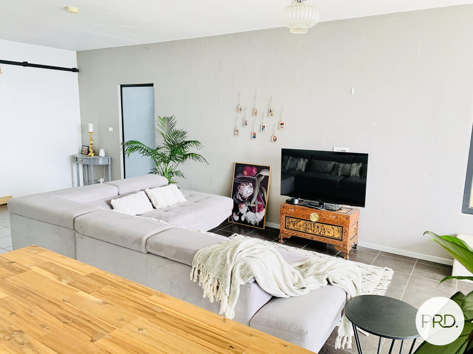 1-2/9 Castlereagh Court LENAH VALLEY 5