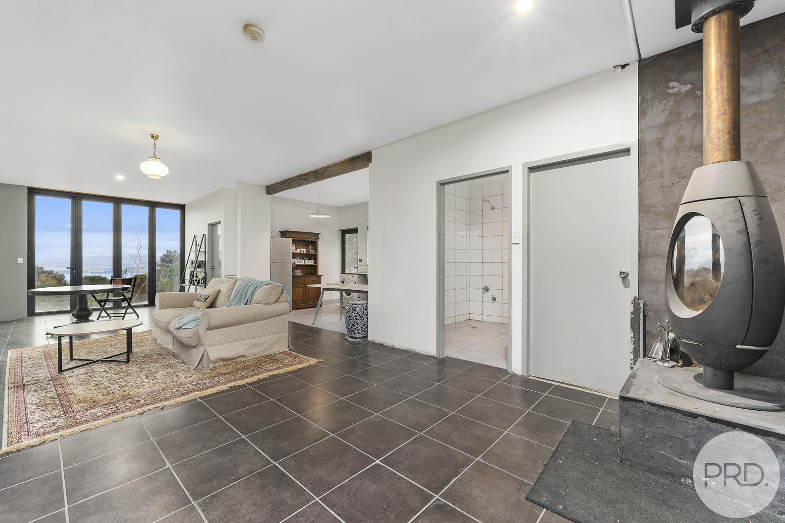 1-2/9 Castlereagh Court LENAH VALLEY 10