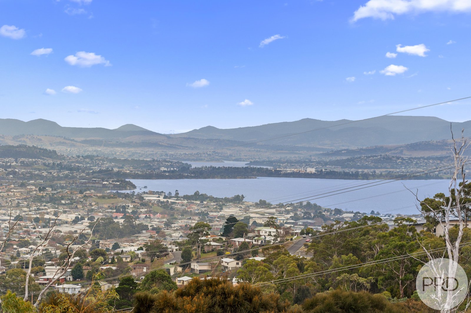 1-2/9 Castlereagh Court LENAH VALLEY 18