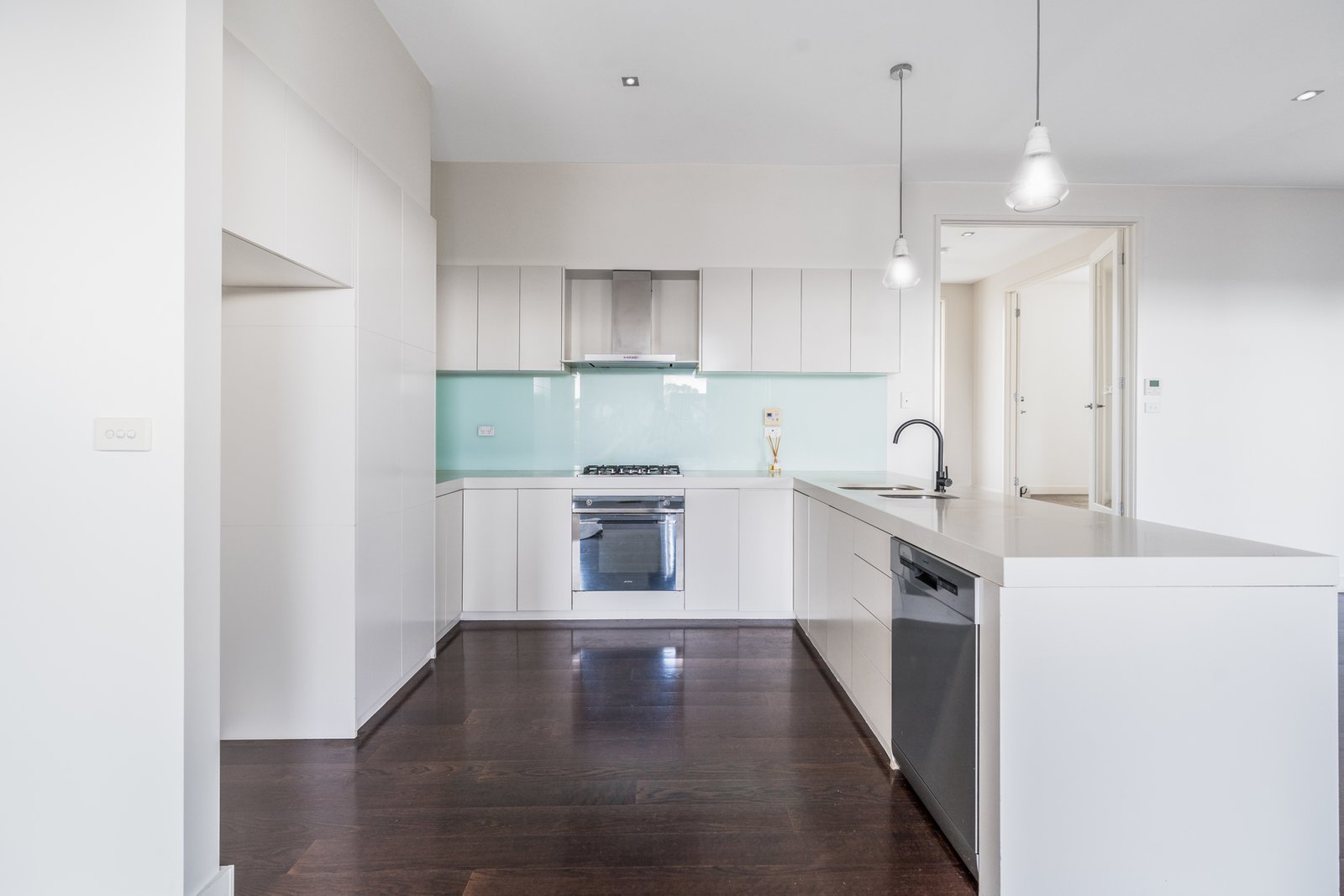 Gallery: 1-3 Wallaroo Way