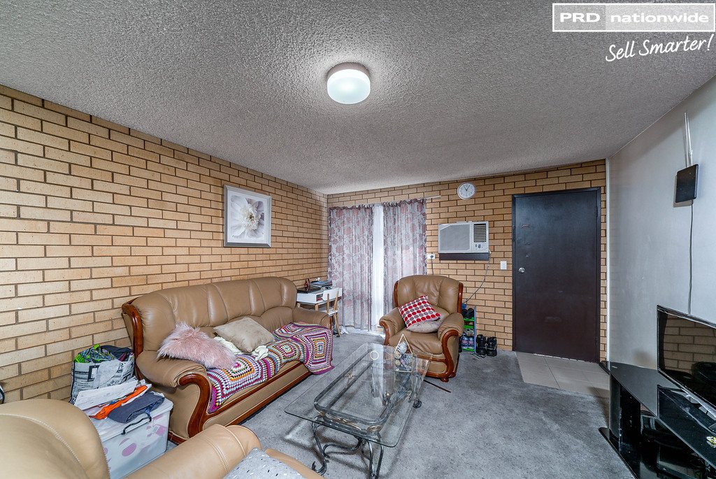 1-3/15 Bulolo Street ASHMONT 2
