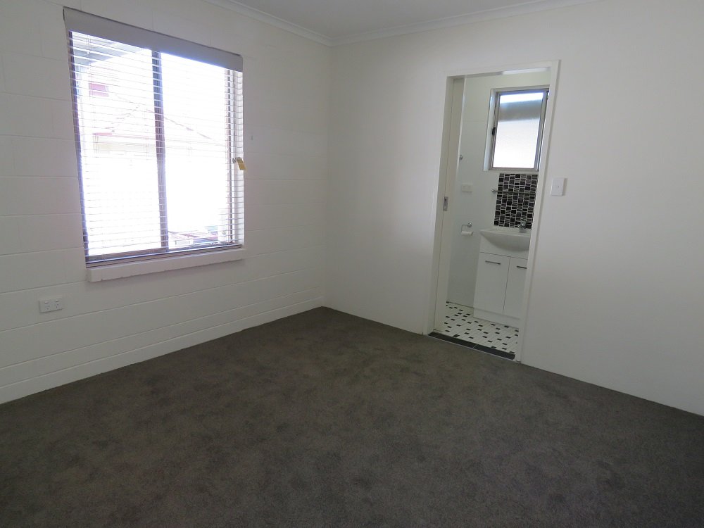1 / 356 Kenilworth Street EAST ALBURY 3