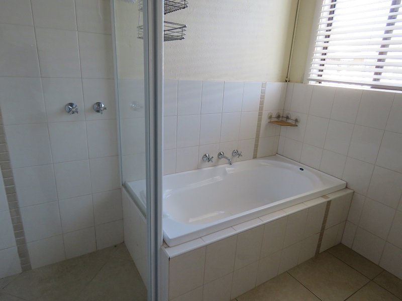 1 / 358 Rau Street EAST ALBURY 10