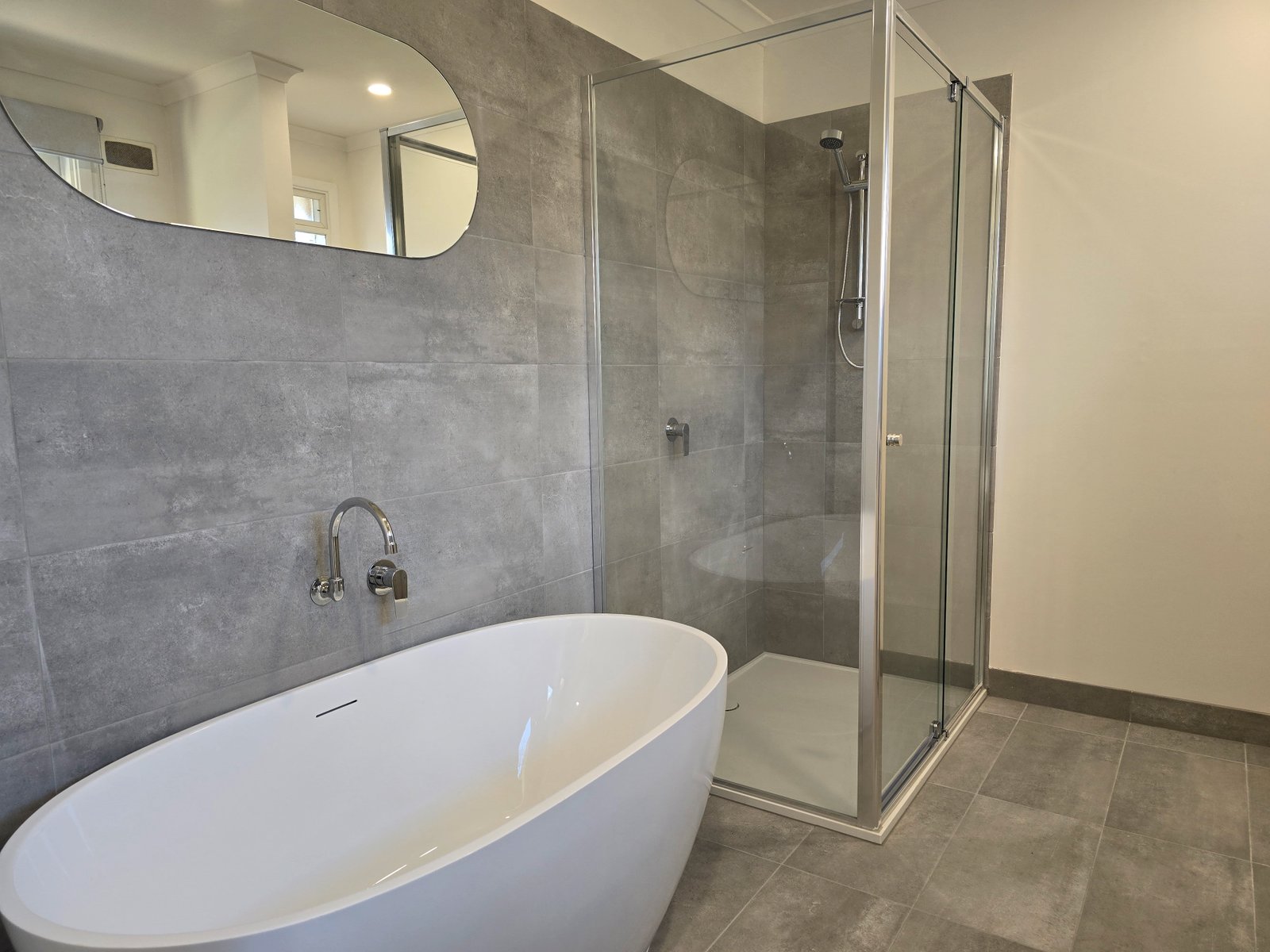 1-3/9 Christine Avenue ALFREDTON 3