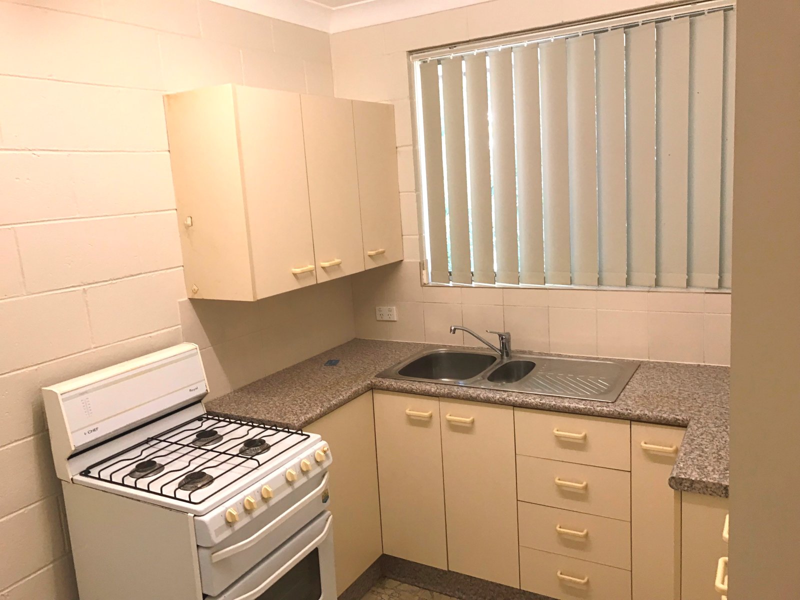 1-4/16 Sapsford Street NORTHGATE 2