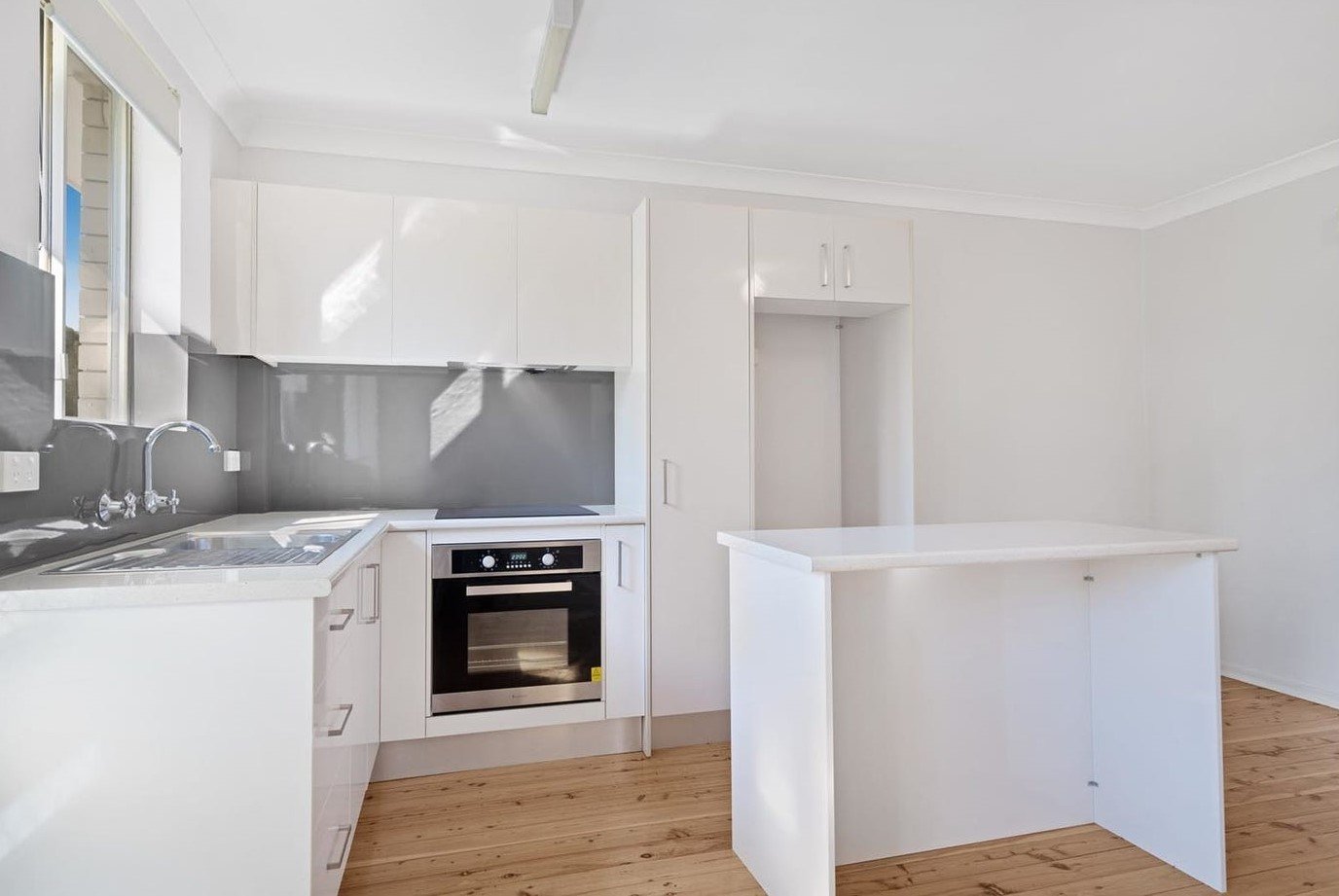 1-4/18 Tennyson Street METFORD 6