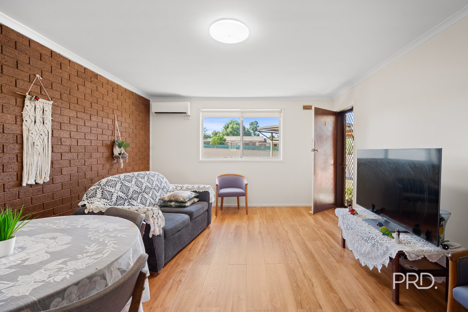 1-4/27 Brunskill Avenue FOREST HILL 19