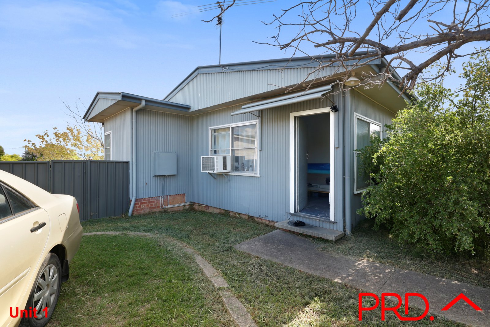 1-4/29-31 Manilla Road TAMWORTH 3