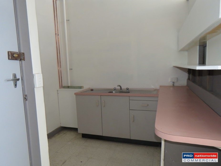 1 / 441 Dean Street ALBURY 4