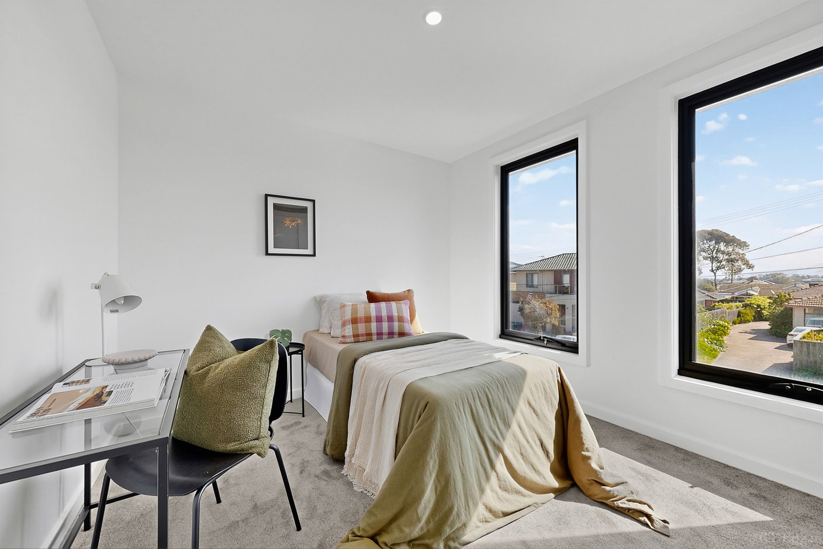 Real Estate and Property in 1 & 4/7 - 8 Blanche Court, Doncaster East, VIC