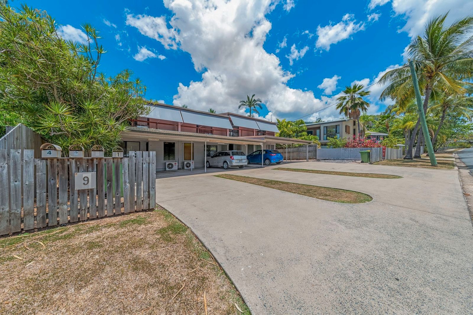 1-4/9 Pleasant Drive CANNONVALE 1