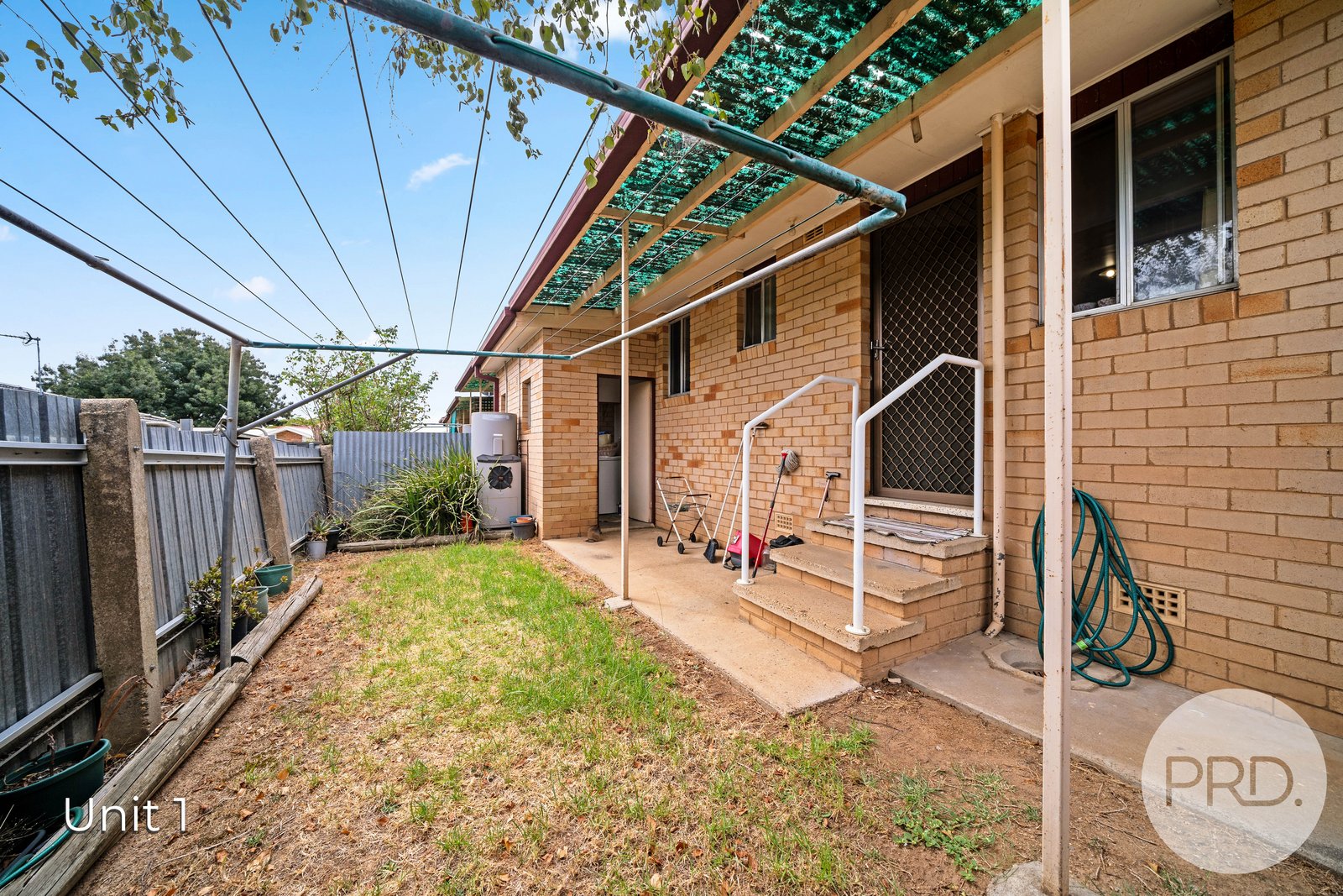 1-4/9 Sherwood Avenue KOORINGAL 8