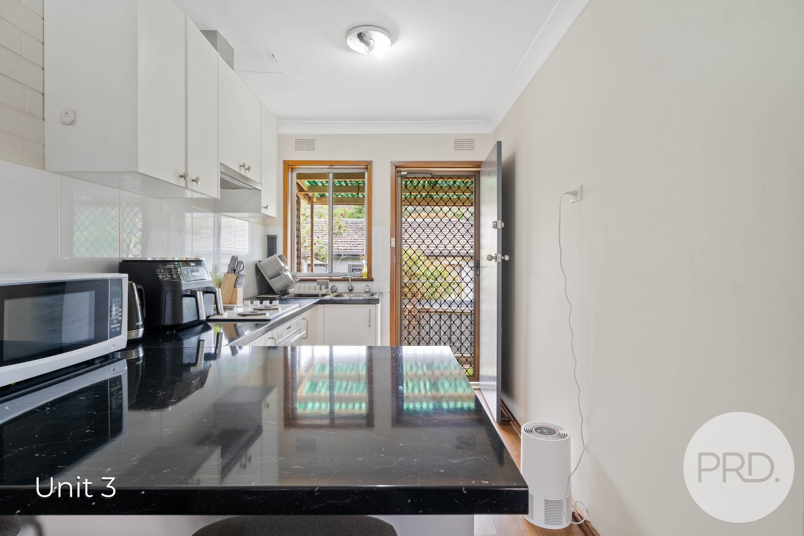 1-4/9 Sherwood Avenue KOORINGAL 14