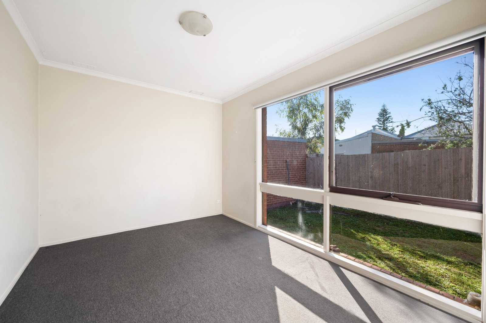 Real Estate and Property in 1 - 5/4 Dalgety Street, Preston, VIC