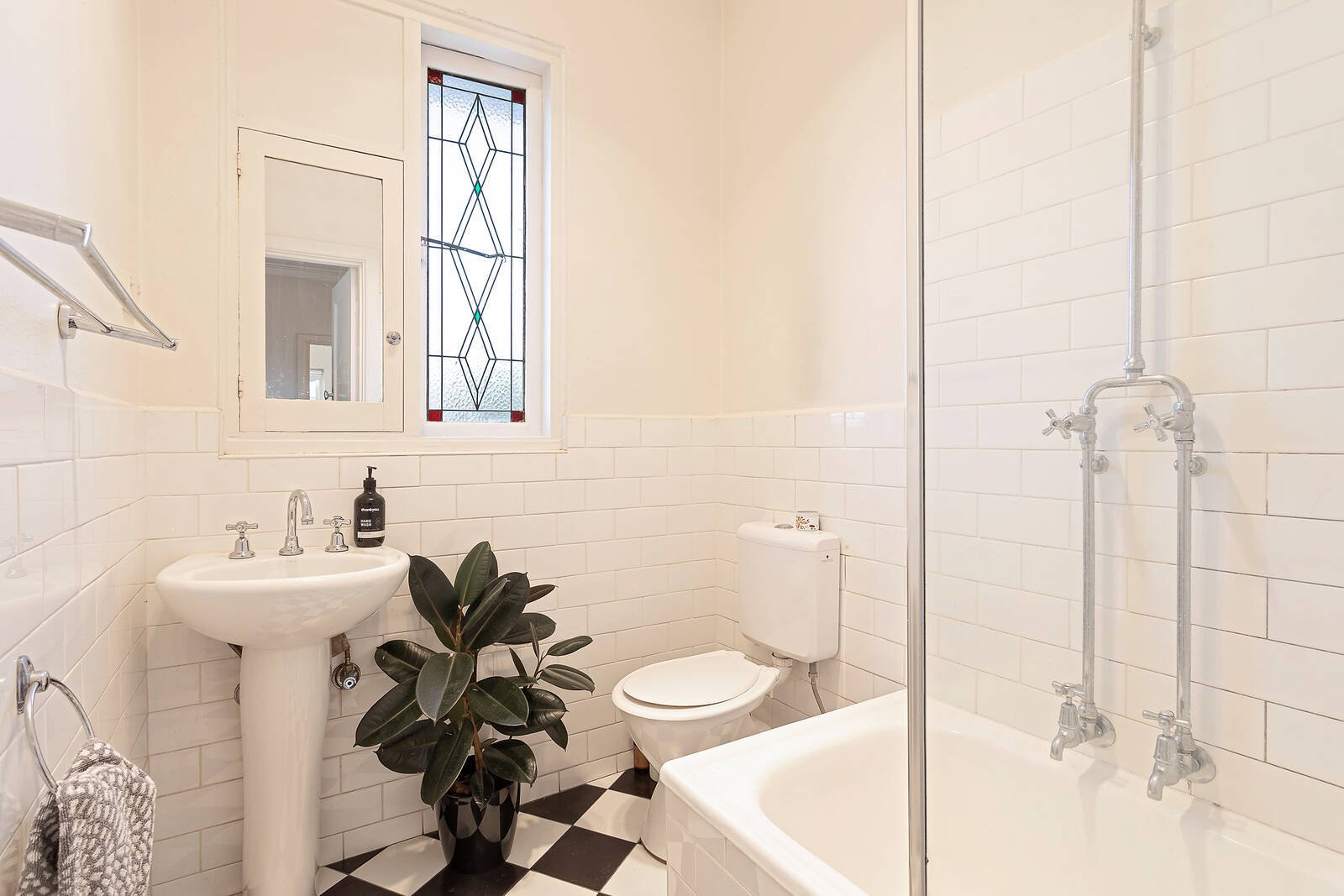 Real Estate and Property in 1-6/176 Ormond Road, Elwood, VIC