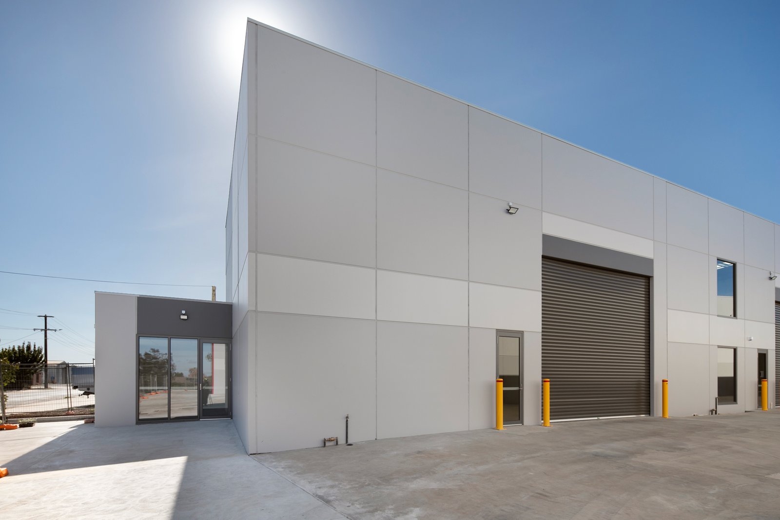 1-7/52-56 Whitelaw Avenue DELACOMBE 8