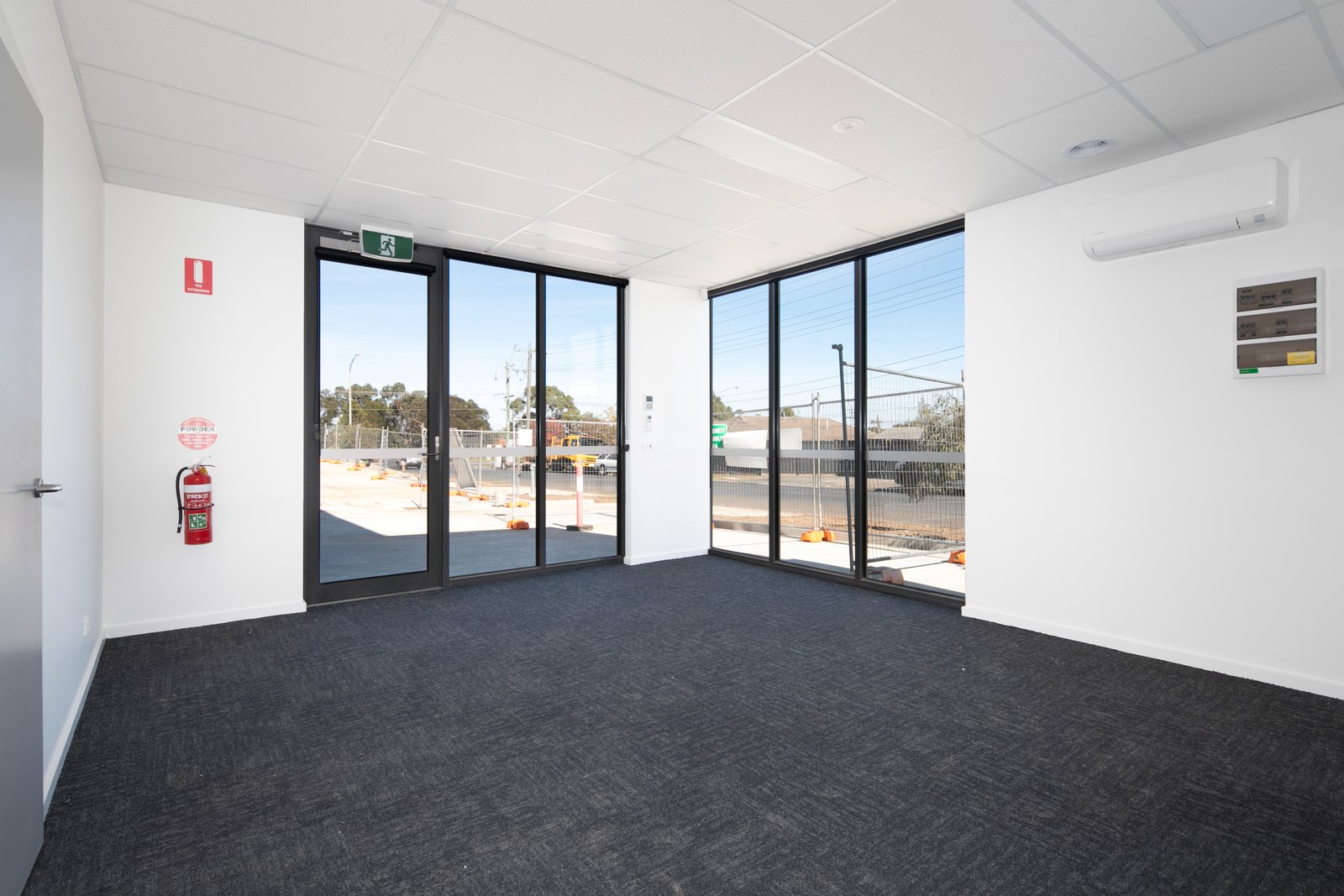 1-7/52-56 Whitelaw Avenue DELACOMBE 9