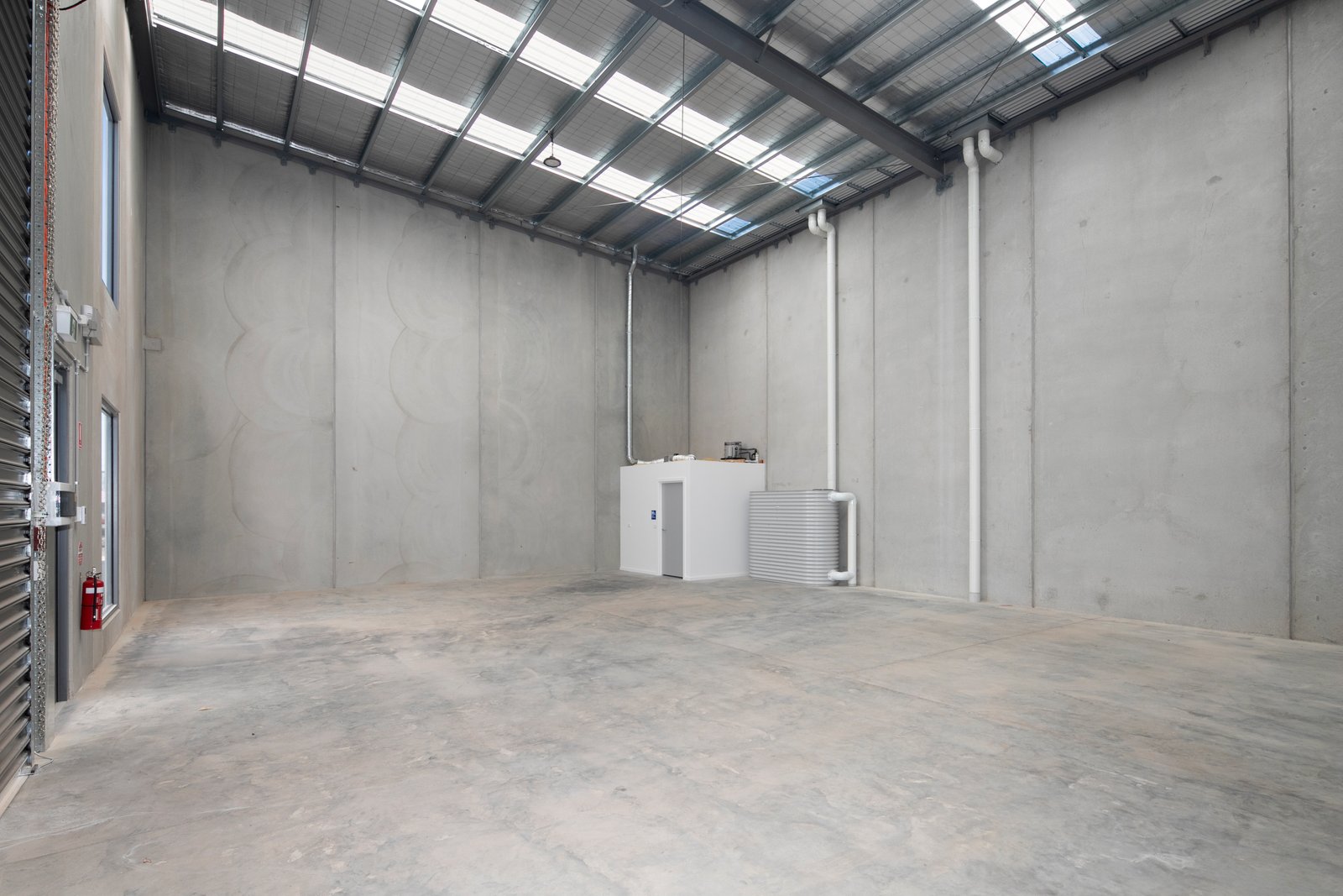 1-7/52-56 Whitelaw Avenue DELACOMBE 12