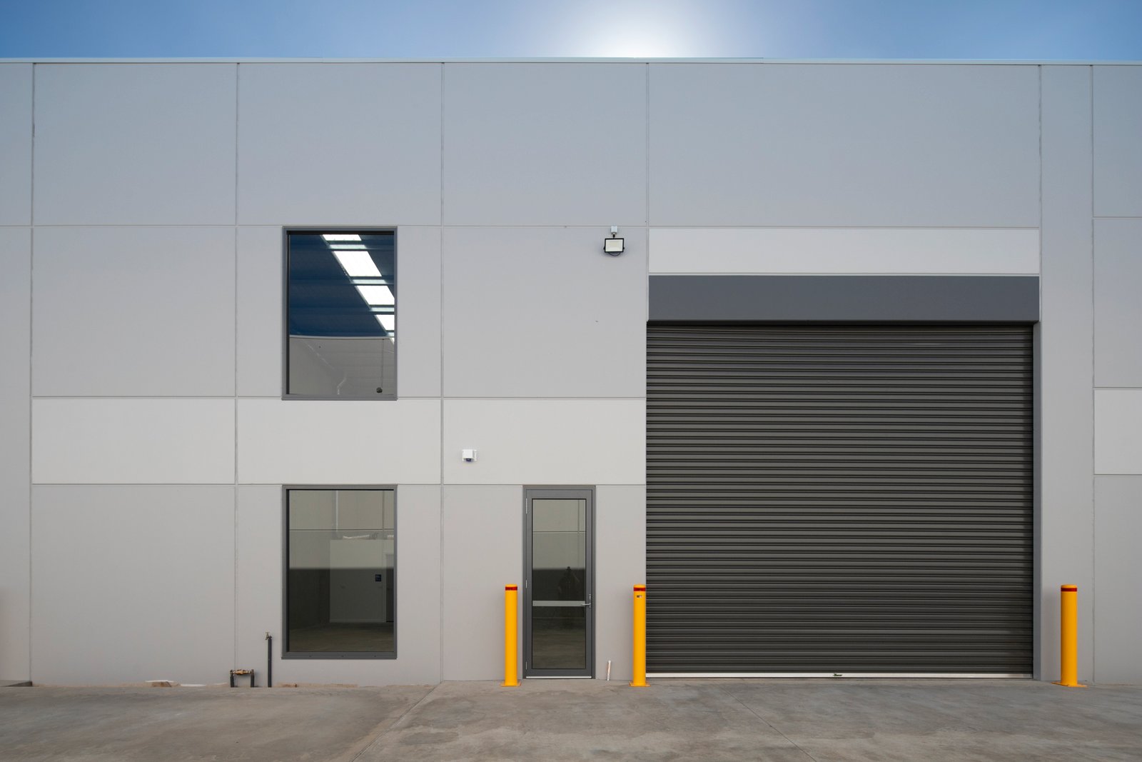 1-7/52-56 Whitelaw Avenue DELACOMBE 14