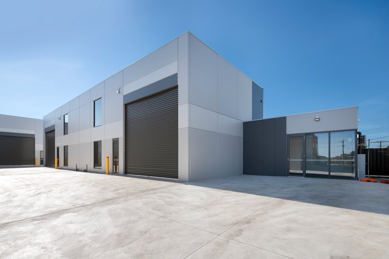 1-7/52-56 Whitelaw Avenue DELACOMBE 23