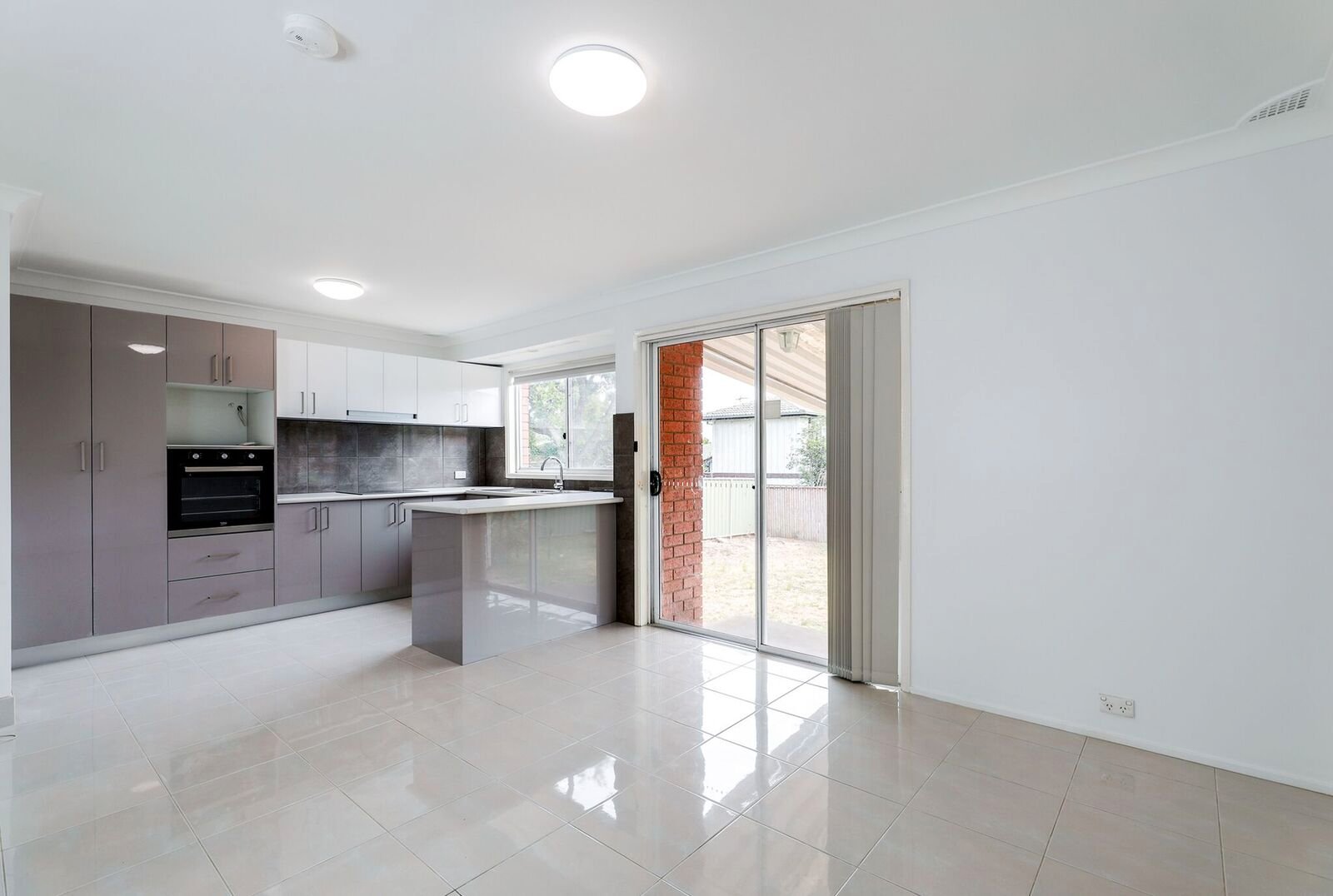 1 A Carinda Street INGLEBURN 2