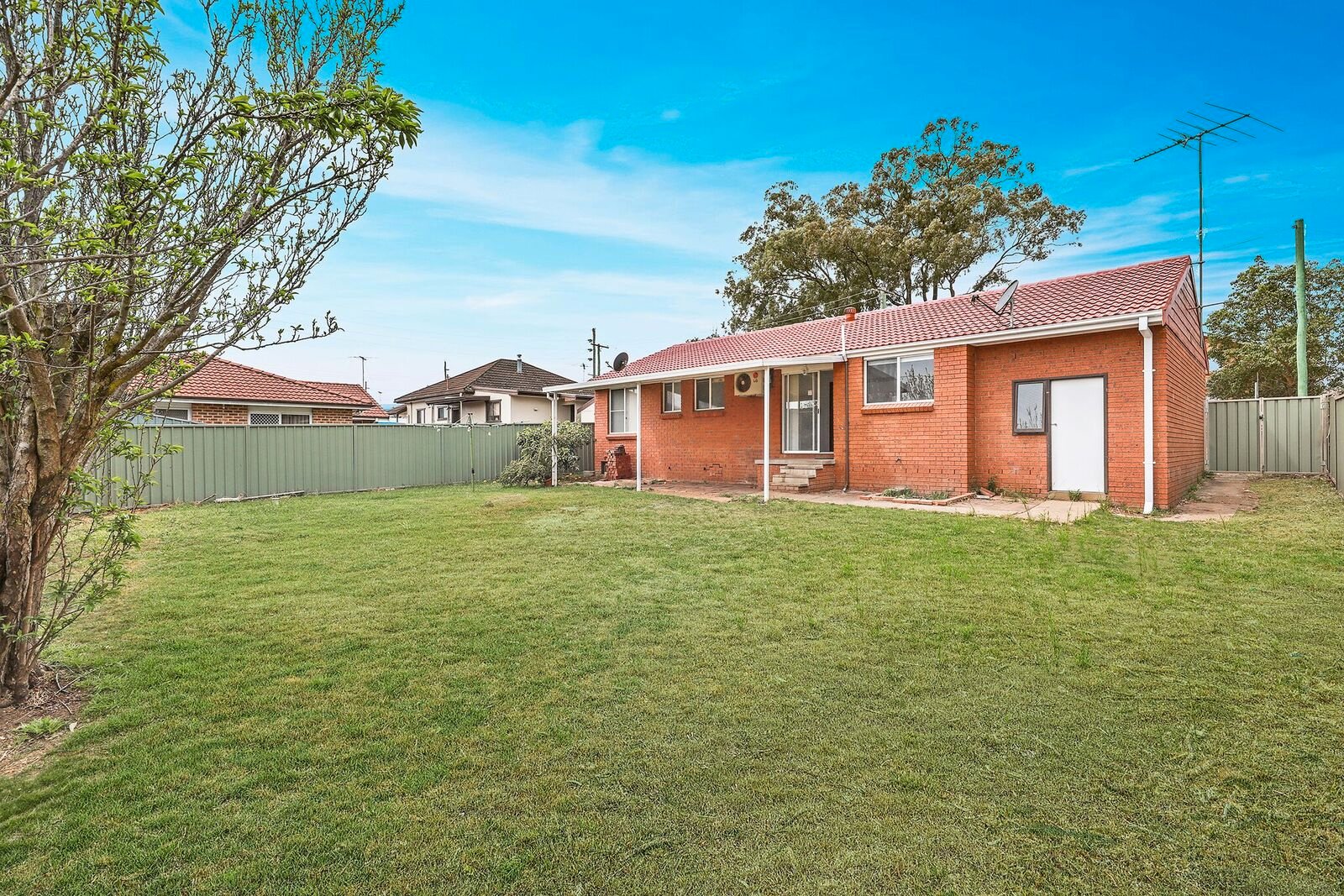 1 A Carinda Street INGLEBURN 5