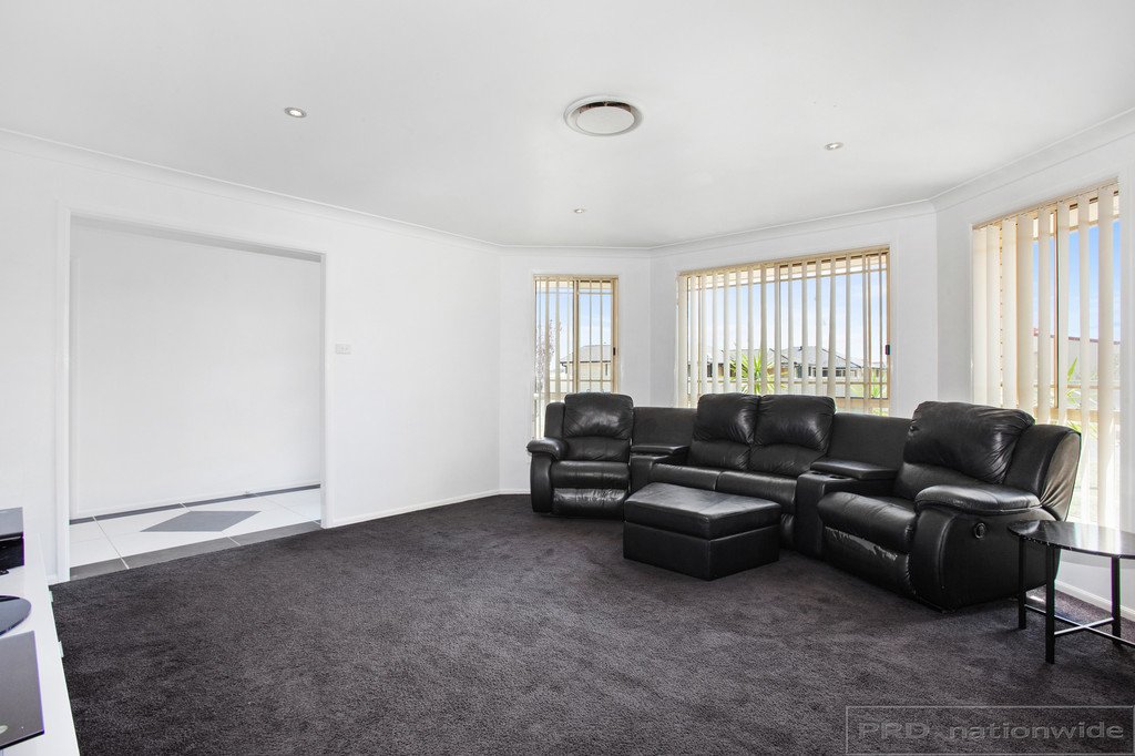 1 Aaron Cove RUTHERFORD 8