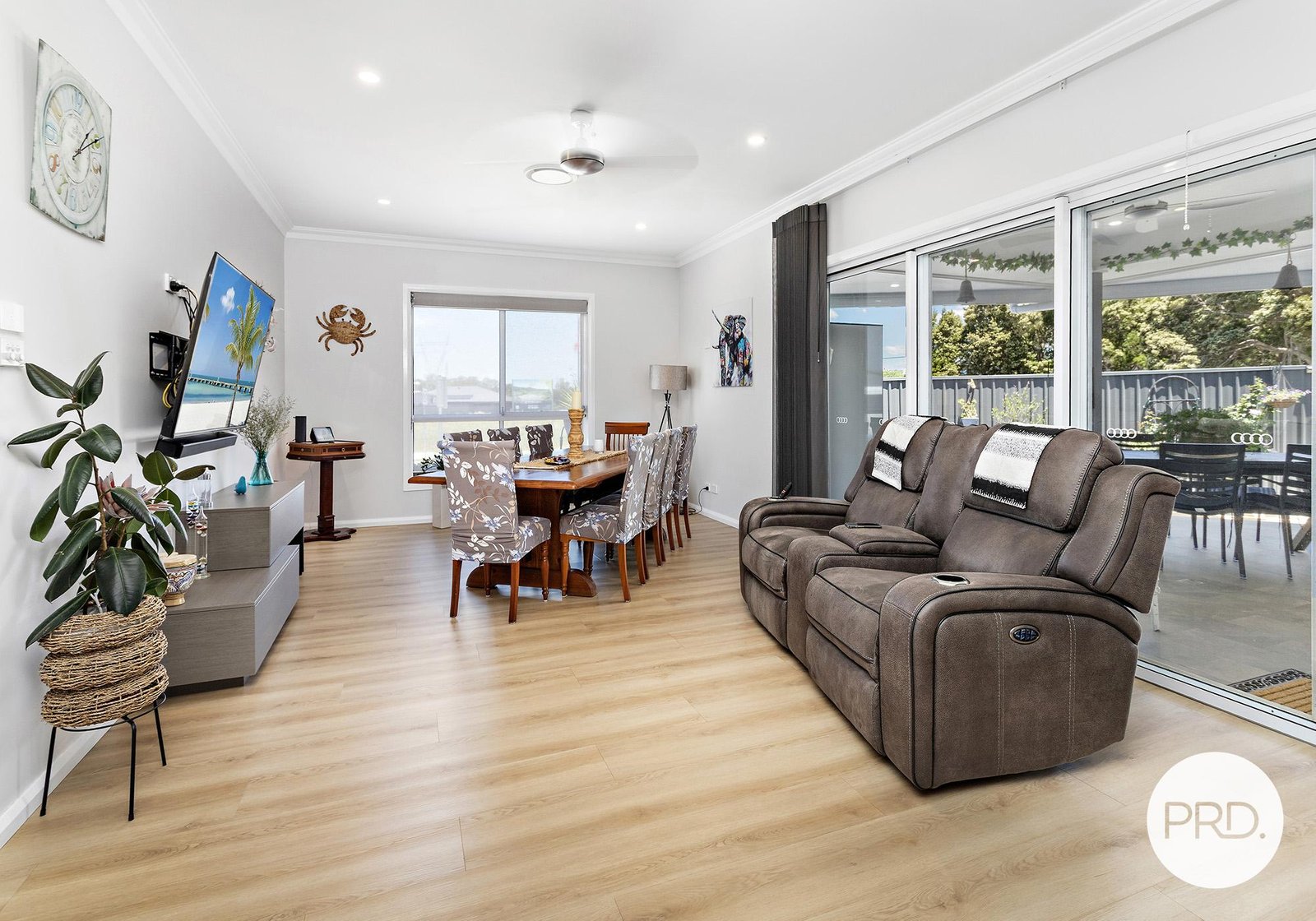 1 Acland Drive HORSLEY 4