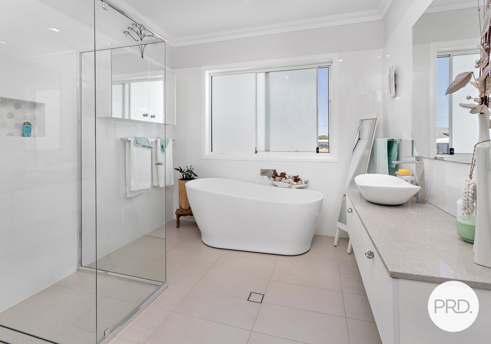 1 Acland Drive HORSLEY 6