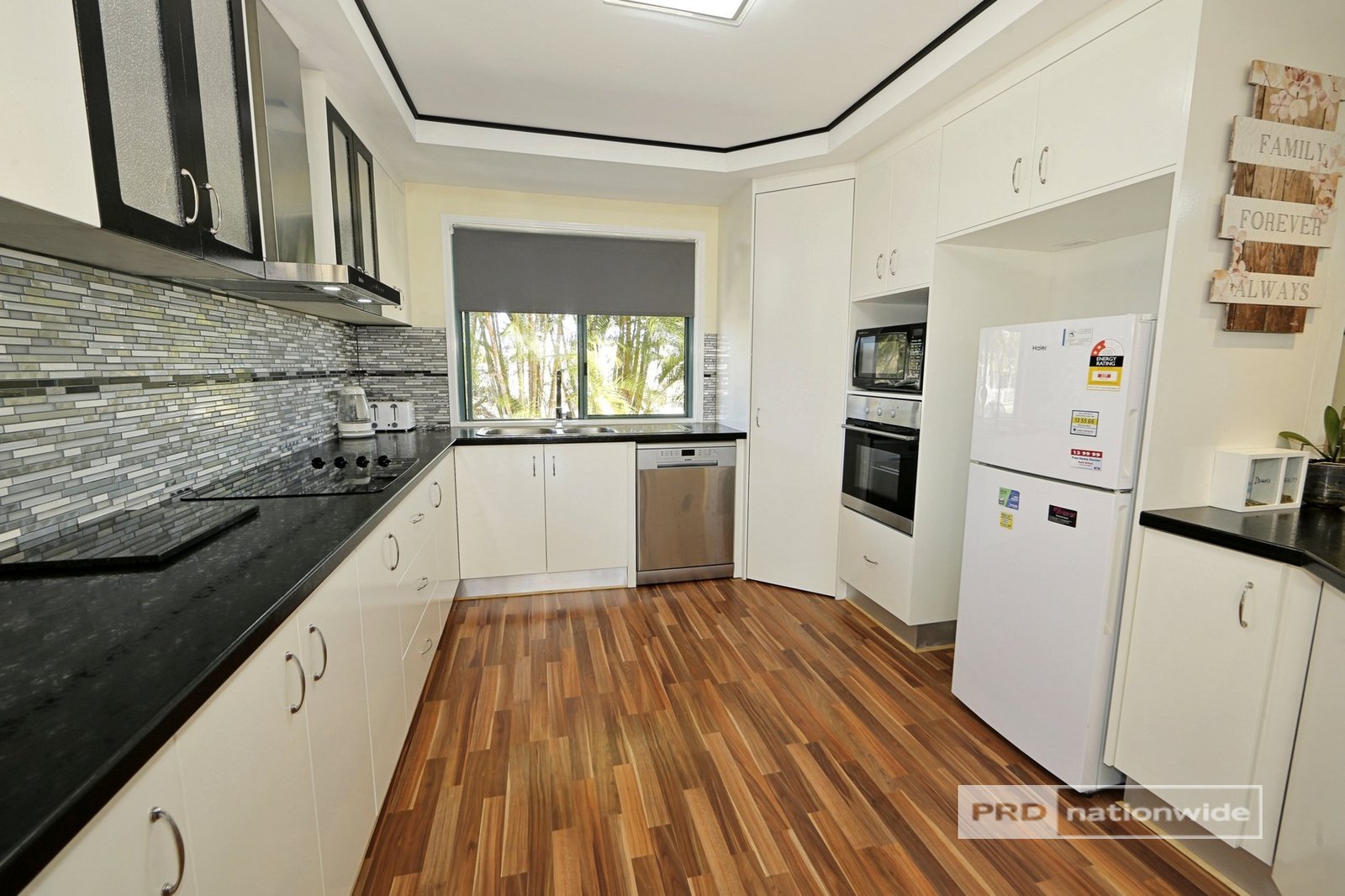1 Aimee Drive URANGAN 5