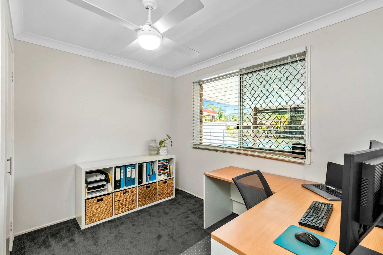 1 Allchin Court CURRUMBIN WATERS 14