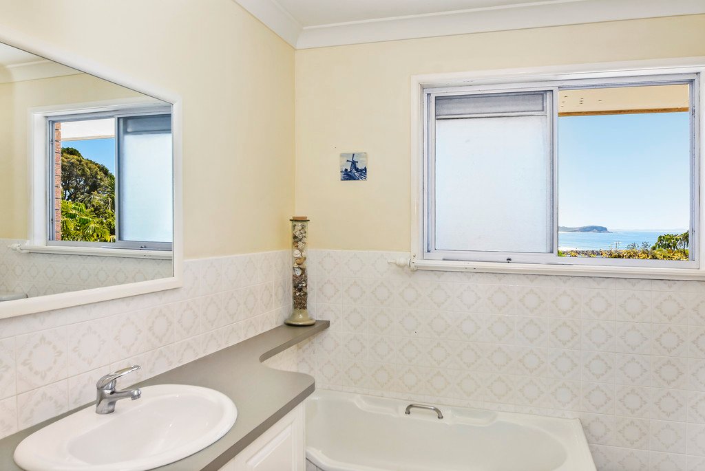 1 Allenwood Street CAMDEN HEAD 12