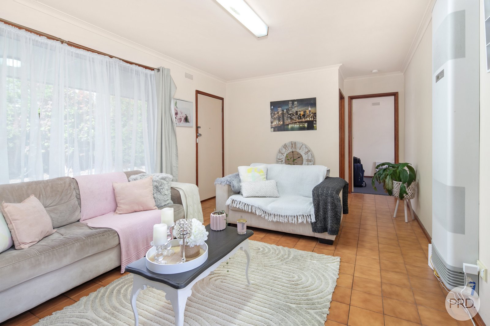 1 and 2/3 Evelyn Street WENDOUREE 5