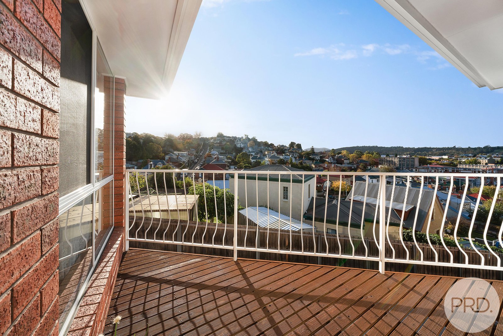 1 and 2/4a Watkins Avenue WEST HOBART 31