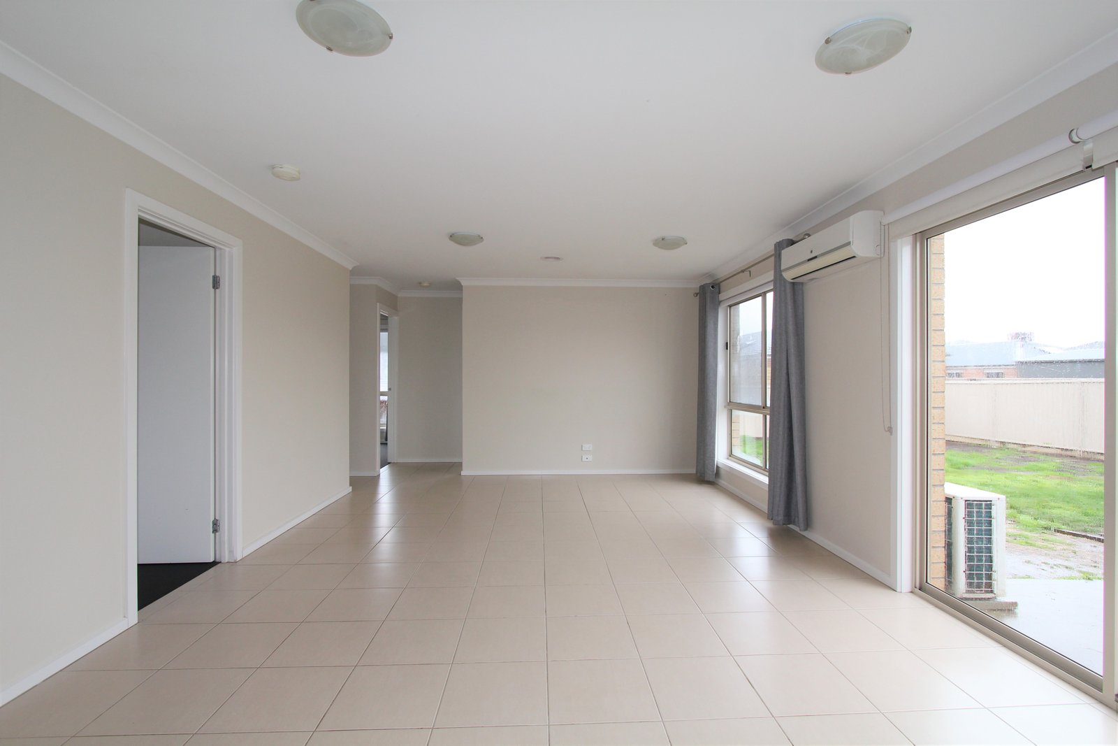 1 Annmaree Drive WINTER VALLEY 4
