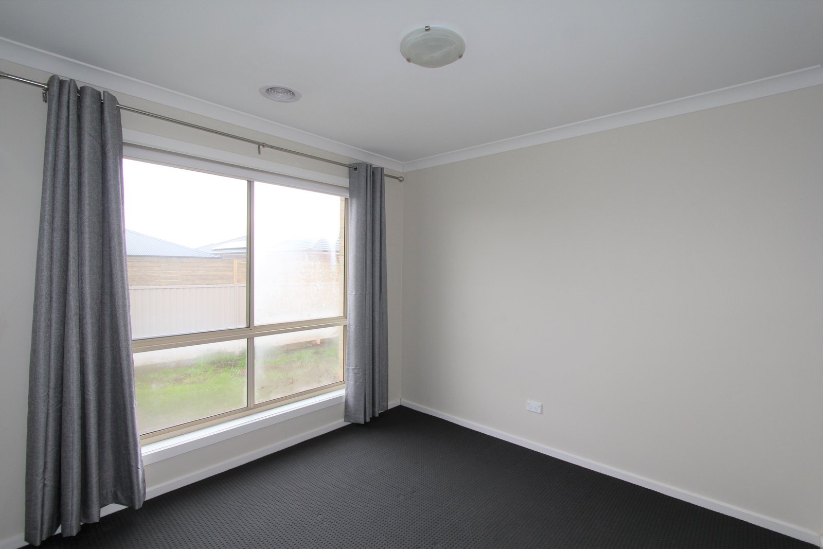 1 Annmaree Drive WINTER VALLEY 15