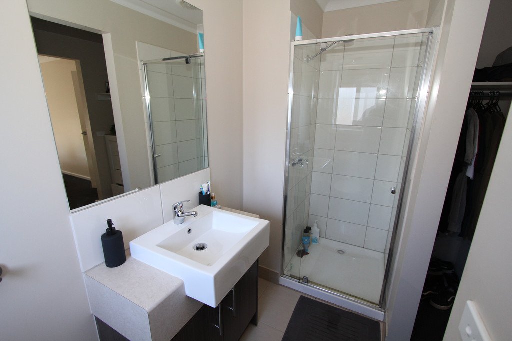 1 Annmaree Drive Winter Valley 11