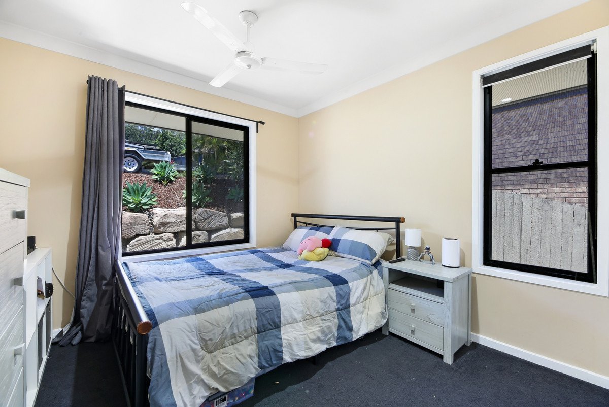 1 Arbury Hill Close Burleigh Heads 11