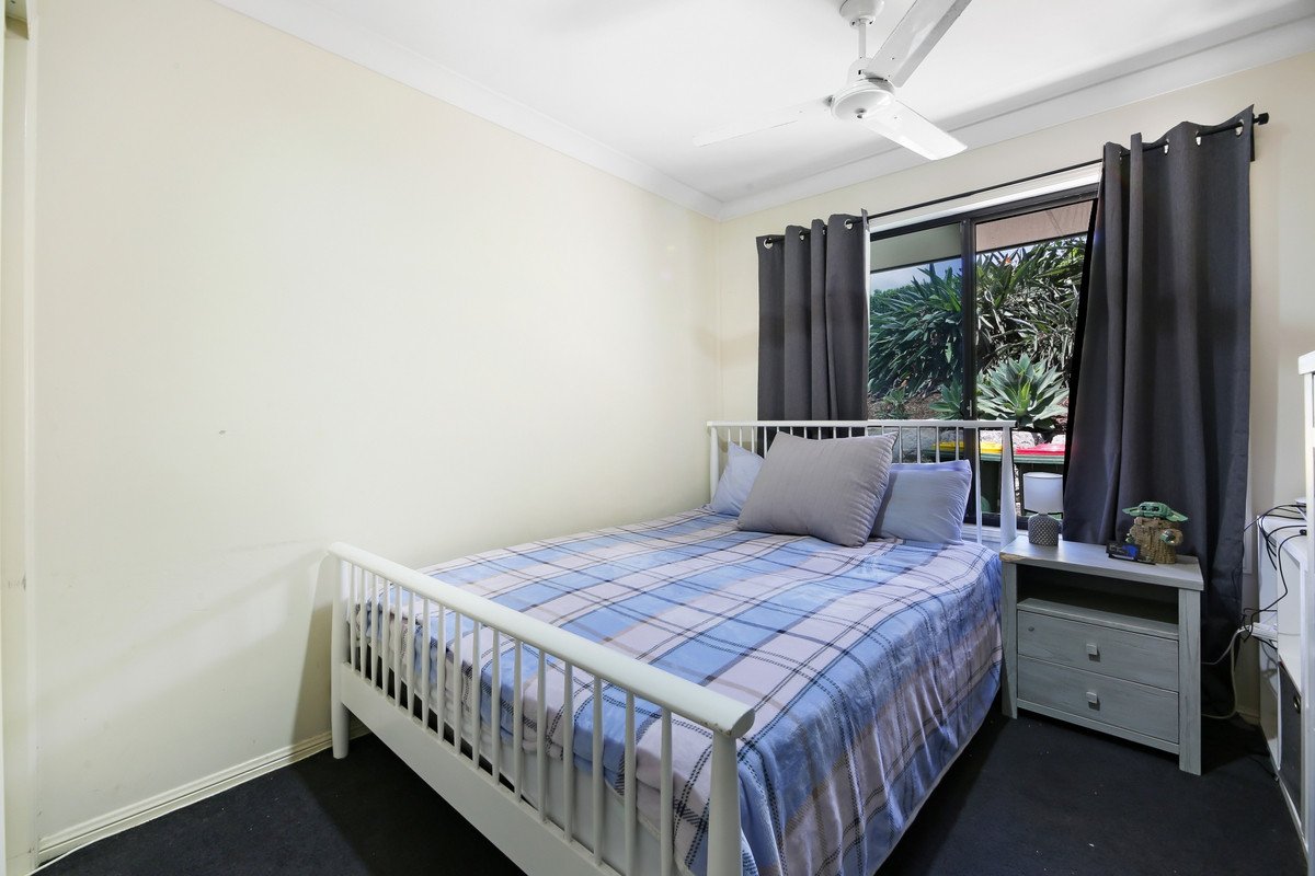 1 Arbury Hill Close Burleigh Heads 12