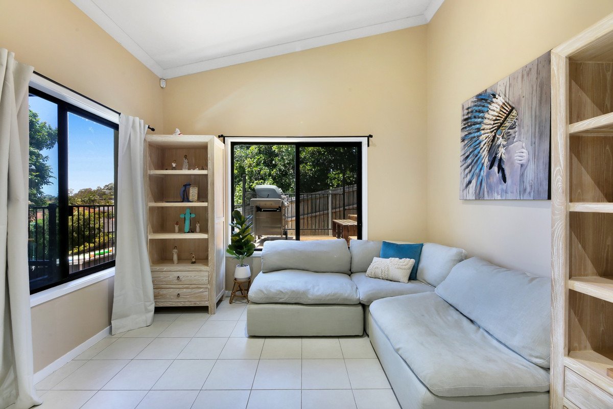 1 Arbury Hill Close Burleigh Heads 16