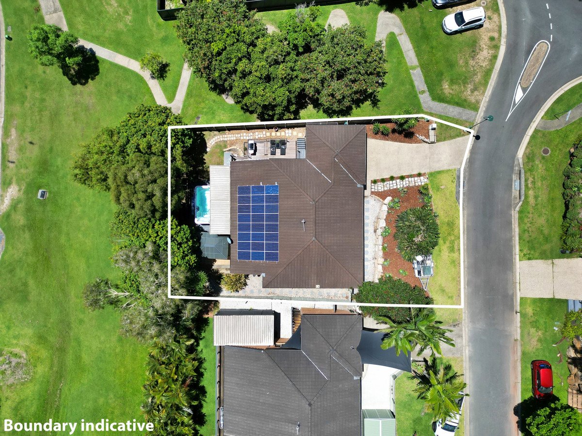 1 Arbury Hill Close Burleigh Heads 21
