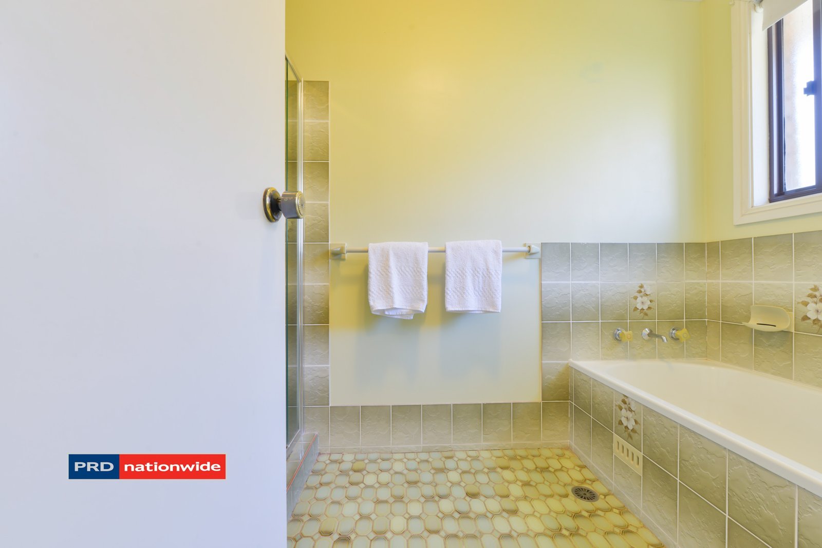 1 Arunta Place TAMWORTH 8